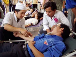 Giám đốc TT hiến máu nhân đạo TPHCM Bùi Văn Thêm: Hiến máu tự nguyện chiếm 80%