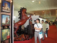 Khai mạc Hội chợ quốc tế hàng thủ công mỹ nghệ, đồ gỗ và quà tặng VN