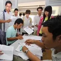 Ngày 7/5 tới, các sở GD-ĐT bàn giao hồ sơ đăng ký dự thi ĐH, CĐ 2011