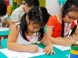 Trẻ học dự bị lớp 1: Đến hẹn lại lên