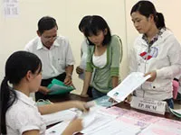 TPHCM: Tăng hơn 9.000 hồ sơ ĐKDT ĐH, CĐ 2011