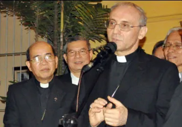 Chủ tịch Lê Hoàng Quân tiếp Tổng Giám mục Leopoldo Girelli, đặc phái viên không thường trú Tòa thánh Vatican tại Việt Nam