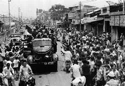 Vẫn xanh màu áo