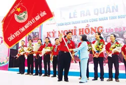 Lễ ra quân chiến dịch tình nguyện Kỳ nghỉ hồng lần thứ 10 năm 2011