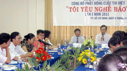 Trao giải cuộc thi “Tôi yêu nghề báo”