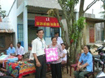 UBMTTQ quận 4 dành hơn 4 tỷ đồng chăm lo cho người nghèo