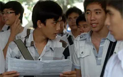 Thí sinh thi môn cuối đợt 3