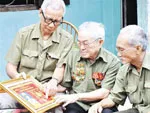 Những cuộc đời nở hoa