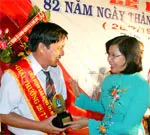Tổ chức lễ kỷ niệm 82 năm ngày thành lập công đoàn Việt Nam và trao giải thưởng 28/7