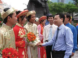 Lễ cưới tập thể cho thanh niên công nhân 2011