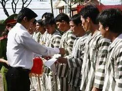 Đặc xá năm 2011: Ngày mới