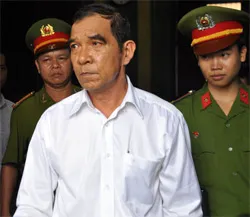 Huỳnh Ngọc Sĩ lãnh án 20 năm tù