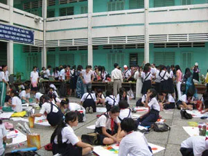 Năm học 2011 - 2012: Đẩy mạnh tuyên truyền để phụ huynh hiểu đúng về trẻ có HIV