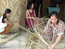 Đào tạo nghề theo đề án 1965 briBài 2: Để đào tạo nghề cho lao động nông thôn không còn đánh trống bỏ dùi/br/i