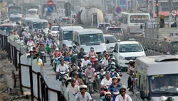 PV ông Lê Văn Hòa - Bí thư Huyện ủy Bình Chánh về thực hiện tiết kiệm, tạm ngừng mua sắm