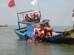 Đảm bảo an toàn cho người  và tàu thuyền trước diễn biến phức tạp của bão số 6