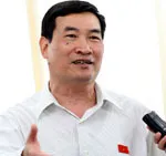 Không chấp nhận ứng viên tốt nghiệp ĐH ngoài công lập thi công chức là tự tạo ra một rào cản tiếp cận người tài