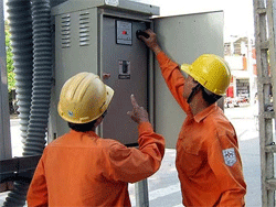 Nỗi lo về tăng giá điện