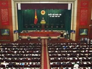 Quốc hội tiếp tục thảo luận ở hội trường về Kế hoạch phát triển kinh tế-xã hội 5 năm 2011-2015