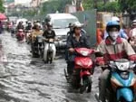 TPHCM lại ngập trên nhiều tuyến đường
