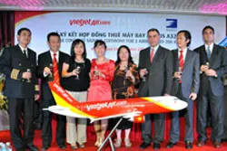 Khai trương thương mại toàn quốc hãng Hàng không Thế hệ mới VietJetAir