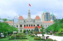 Năm 2012, TPHCM tăng trưởng kinh tế từ 10% trở lên