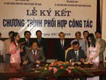 Ký kết liên tịch quy chế phối hợp 3 thường trực: HĐND, UBND và UBMTTQVN Tp.HCM