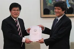P/v ông Trần Quang Dũng - GĐ Sở Ngoại vụ TPHCM về kết quả hoạt động năm 2011 và công tác đối ngoại trong năm 2012