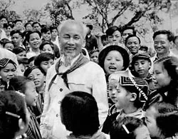 Xuân về - Nhớ Người và làm theo Người