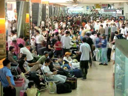 P/V ông Nguyễn Ngọc Thừa - Giám đốc Bến xe Miền Đông về kinh nghiệm phục vụ Tết