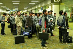 Bức tranh xuất khẩu lao động năm 2012