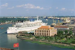 P/v ông Lê Tôn Thanh - Phó GĐ Sở VH - TTundefinedDL về một số thế mạnh đặc thù của du lịch TPHCM trong năm 2012