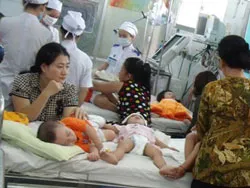 Bác sĩ Nguyễn Đắc Thọ - PGĐ Trung tâm y tế dự phòng TPHCM: Cảnh giác với nhiều dịch bệnh có khả năng xảy ra cùng lúc