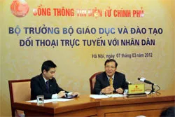 Bộ trưởng Bộ GDundefinedĐT đối thoại trực tuyến với nhân dân
