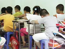 Dự thảo quy định về dạy thêm học thêm: “Đóng cửa trước – Mở cửa sau”