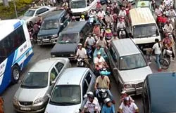 Phí giao thông đâu chỉ nhắm vào người giàu