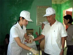 Vực dậy y tế dự phòng brib Bài 2: Xây mũi nhọn cho y tế dự phòng - Bài toán nguồn nhân lực!/br/i/b