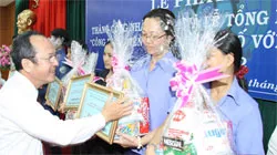 Phát động Tháng công nhân lần 4 và Lễ tổng kết trao giải Hội thi “Công Đoàn viên chức TP với ATGT”