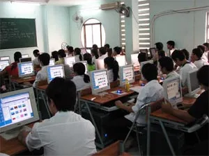 Cải cách giáo dục bắt đầu từ tài chính