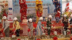 Khởi công xây dựng cơ sở 2 Nhà văn hóa phụ nữ thành phố