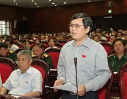 Quốc hội thảo luận về dự thảo nghị quyết về các giải pháp thuế năm 2012