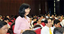 Quốc hội thảo luận về dự án Luật Xuất bản