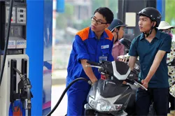Xăng dầu lại giảm giá, tín hiệu vui cho người dân và doanh nghiệp