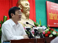 Chủ tịch nước tiếp xúc cử tri quận 1
