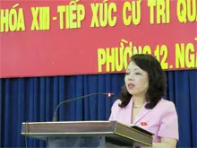 Cử tri Quận 8 chất vấn Bộ trưởng Bộ y tế