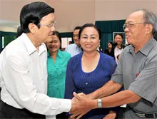 Tin TPHCM 26/06/2012: Chủ tịch nước Trương Tấn Sang cùng tổ đại biểu Quốc hội tiếp xúc cử tri quận 3