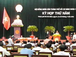 Nhìn lại kỳ họp lần thứ 5 HĐND TPHCM khóa 8