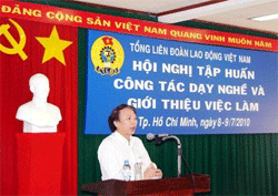 Tập huấn công tác dạy nghề và giới thiệu việc làm