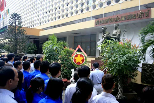 Đài TNND TPHCM tưởng niệm tri ân các anh hùng liệt sĩ 1