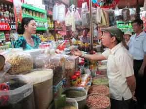 Ngày vàng hàng Việt thu hút hơn 13.000 lượt người tiêu dùng